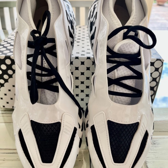 Adidas by Stella McCartney - Picture 5 of 7